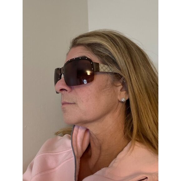 Gucci GG 1819/S BLKP0 71 10 115 Signature Shield Designer Unisex Sunglasses Y2K main image 7